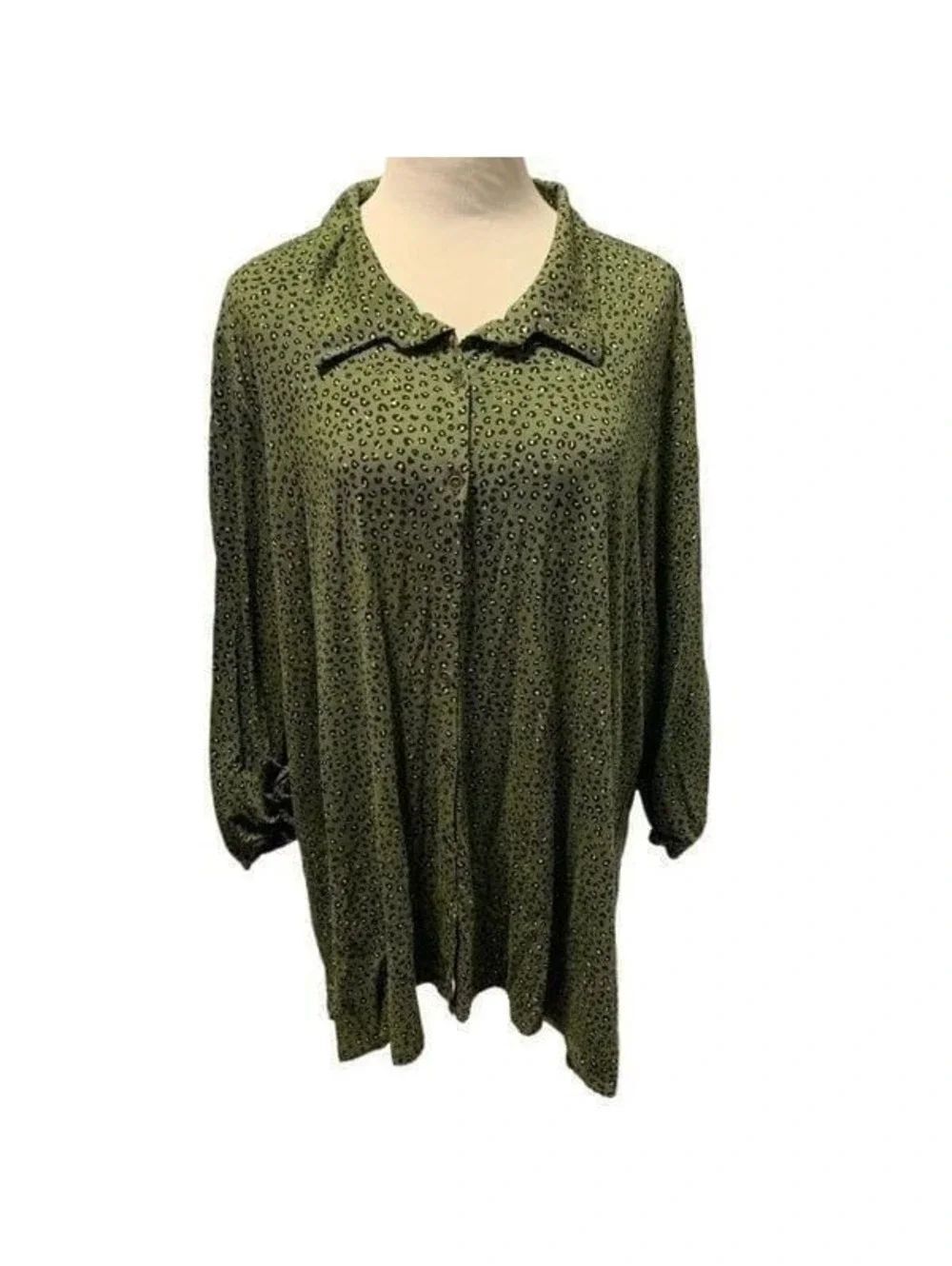 Kim Rogers Green Leopard Button Down Top Sz 4X
